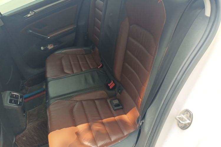 Used Volkswagen Lamando 2015 280TSI DSG Comfort Edition Left Rear Seat