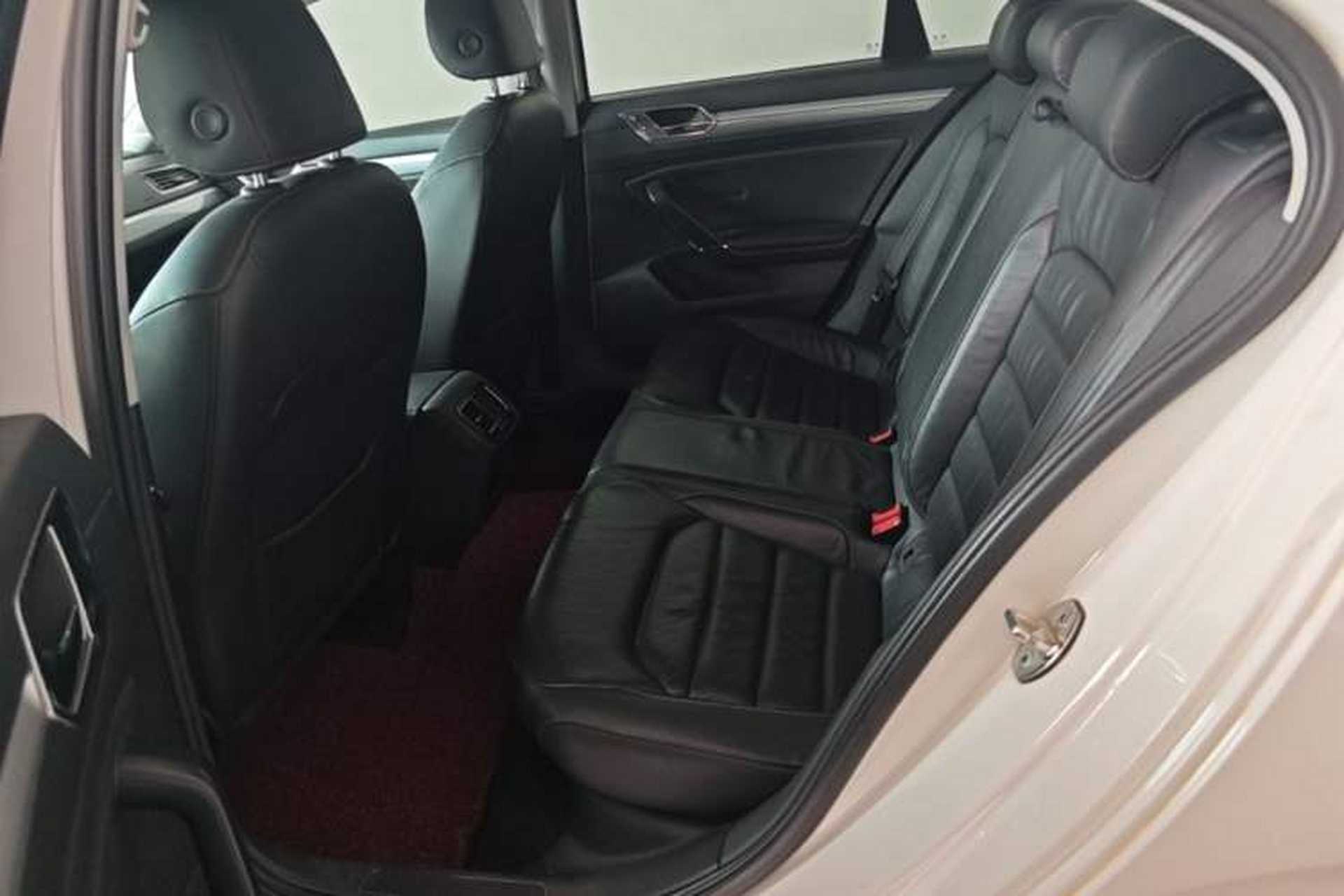 Used Volkswagen Lamando 2015 280TSI DSG Comfort Edition Left Rear Seat