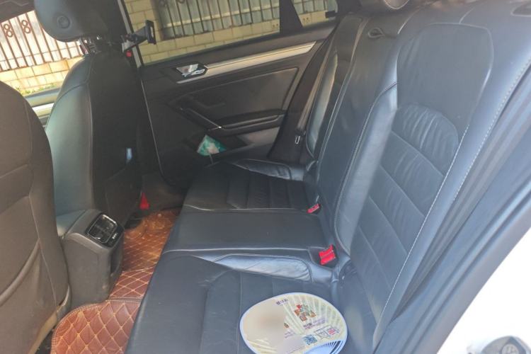 Used Volkswagen Lamando 2015 280TSI DSG Comfort Edition Left Rear Seat