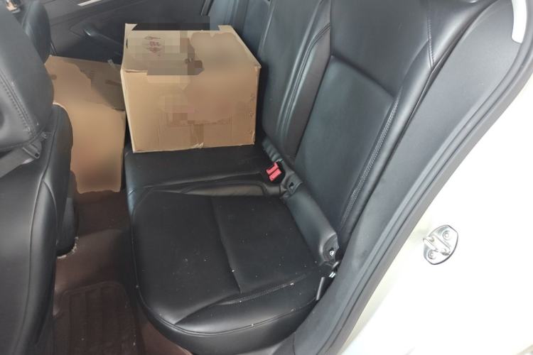 Used Volkswagen Lamando 2015 230TSI DSG Fashion Edition Left Rear Seat