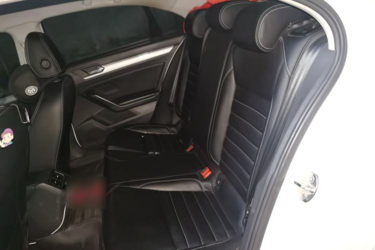 Used Volkswagen Lamando 2015 230TSI DSG Fashion Edition Left Rear Seat