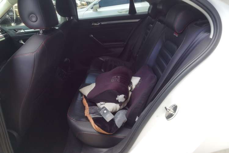 Used Volkswagen Lamando 2015 230TSI DSG Fashion Edition Left Rear Seat