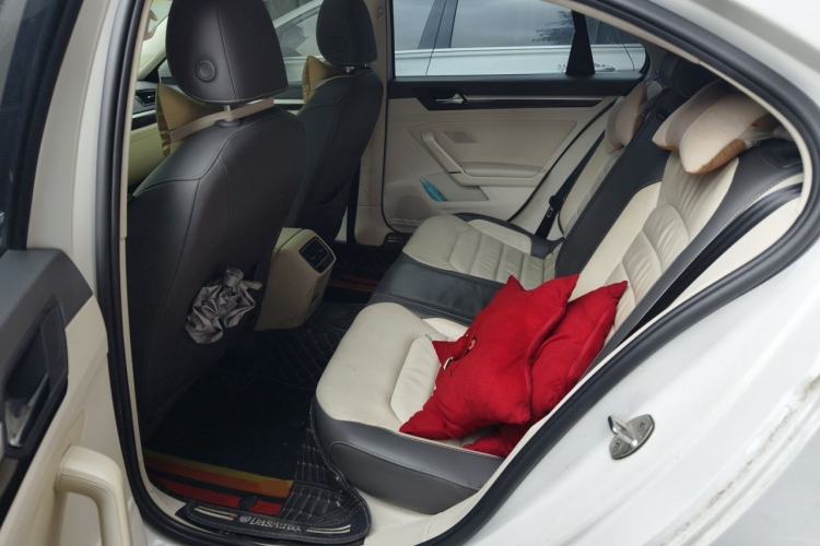 Used Volkswagen Lamando 2015 280TSI DSG Comfort Edition Left Rear Seat