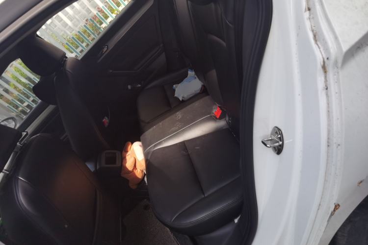 Used Volkswagen Lamando 2015 230TSI DSG Fashion Edition Left Rear Seat