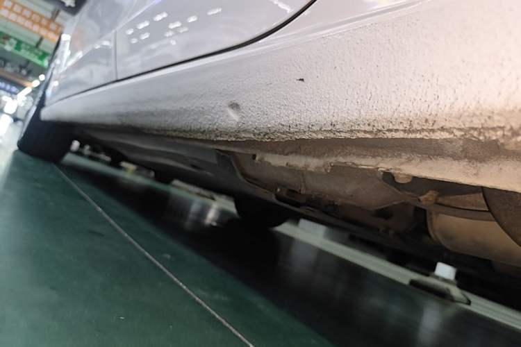 Used Volkswagen Lamando 2015 330TSI DSG Comfort Edition Left Side Sill