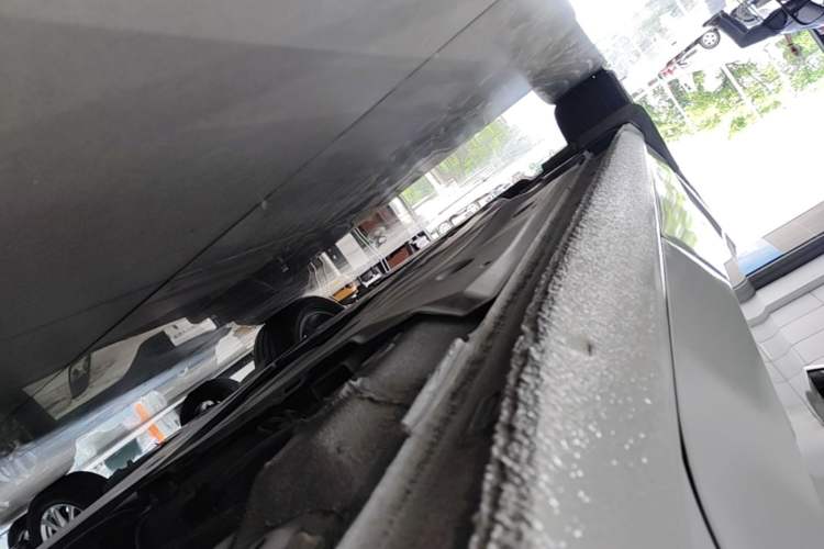 Used Volkswagen Lamando 2015 280TSI DSG Comfort Edition Left Side Sill