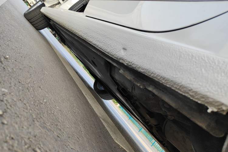 Used Volkswagen Lamando 2015 330TSI DSG Luxury Edition Left Side Sill