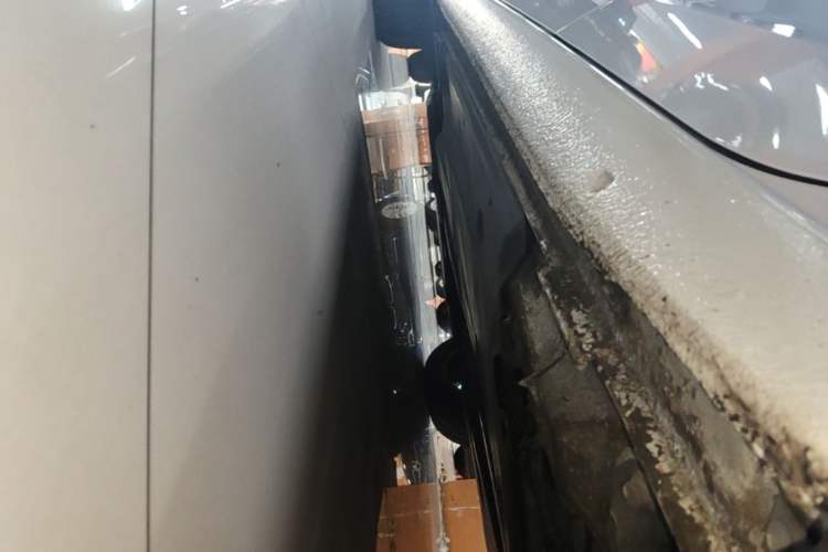 Used Volkswagen Lamando 2015 330TSI DSG Comfort Edition Left Side Sill