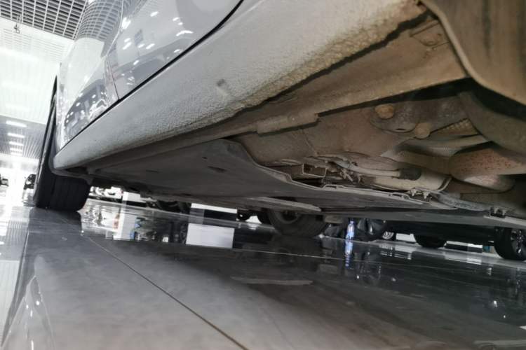Used Volkswagen Lamando 2015 280TSI DSG Comfort Edition Left Side Sill
