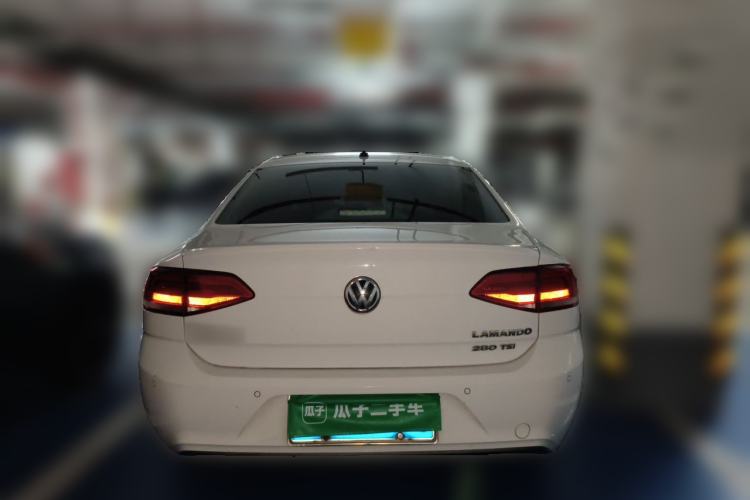 Used Volkswagen Lamando 2015 280TSI DSG Luxury Edition Rear