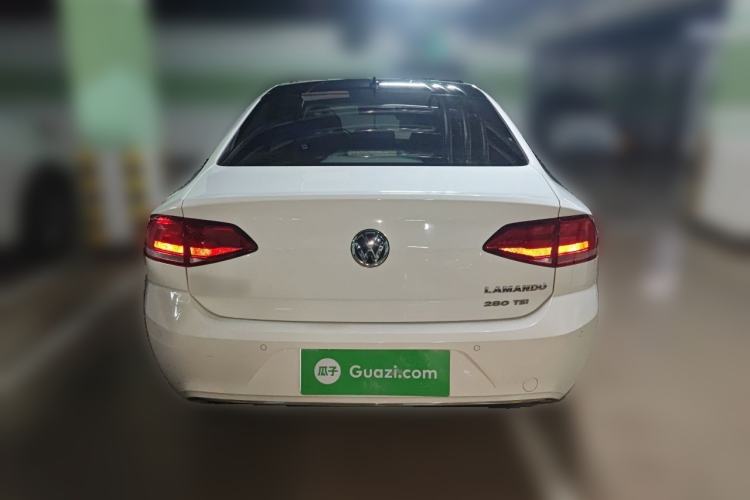 Used Volkswagen Lamando 2015 230TSI DSG Fashion Edition Rear