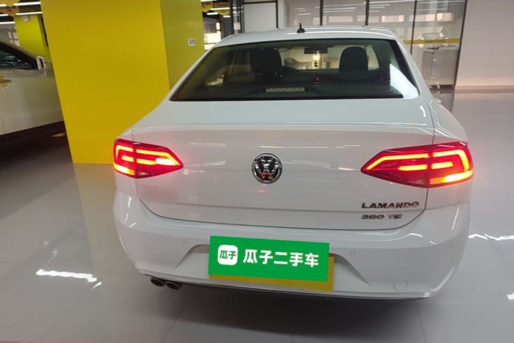 Used Volkswagen Lamando 2015 280TSI DSG Comfort Edition Rear