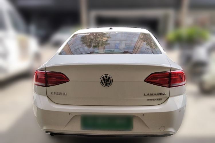 Used Volkswagen Lamando 2015 280TSI Manual Comfort Edition Rear