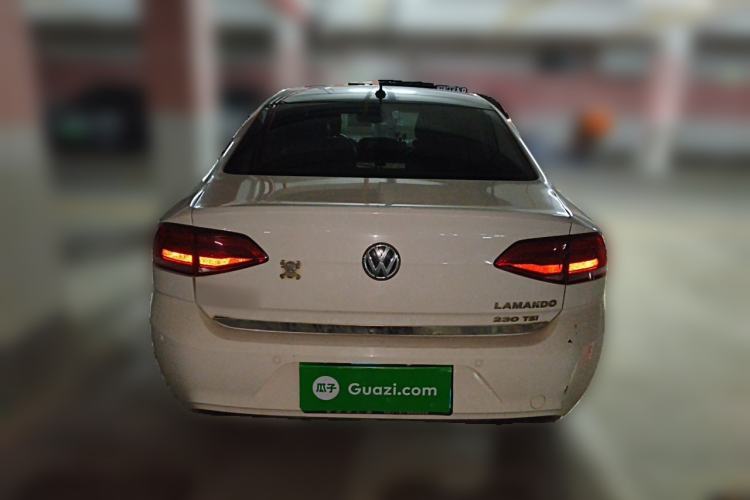 Used Volkswagen Lamando 2015 230TSI DSG Fashion Edition Rear