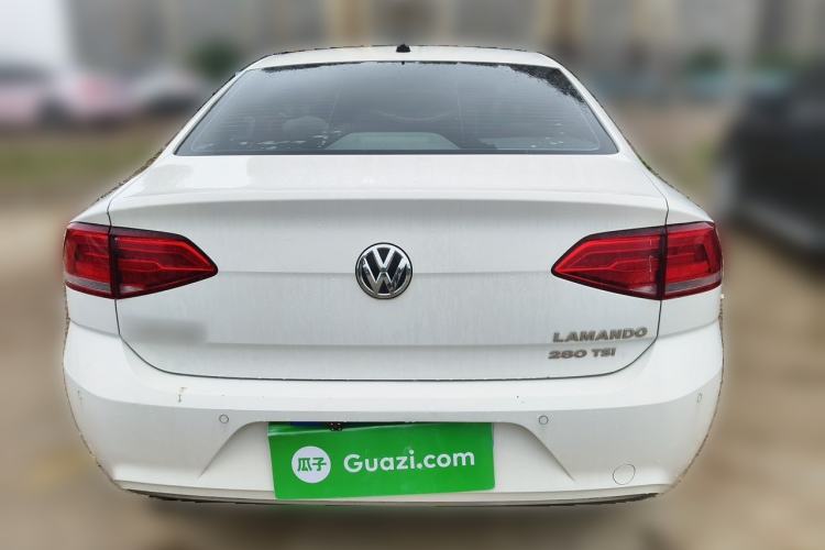Used Volkswagen Lamando 2015 280TSI DSG Comfort Edition Rear