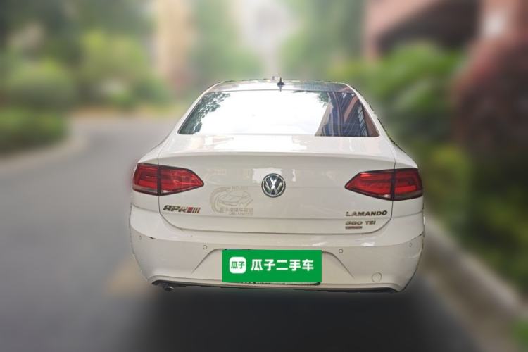Used Volkswagen Lamando 2015 280TSI DSG Comfort Edition Rear