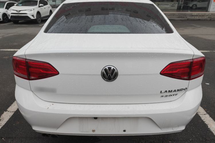 Used Volkswagen Lamando 2015 230TSI DSG Fashion Edition Rear