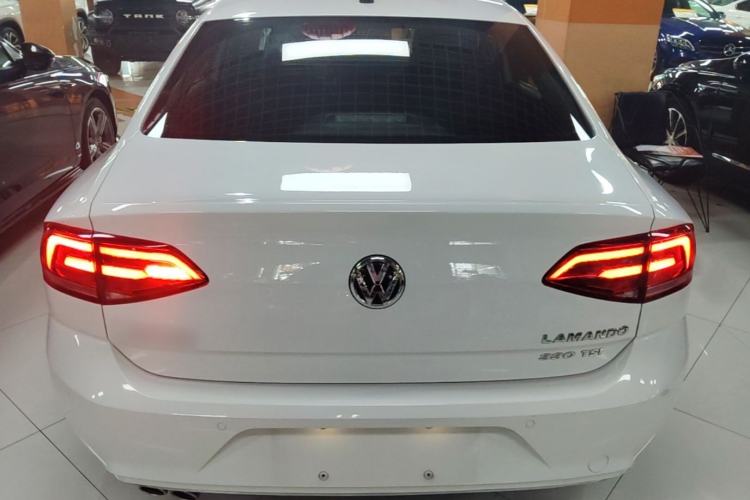 Used Volkswagen Lamando 2015 330TSI DSG Comfort Edition Rear