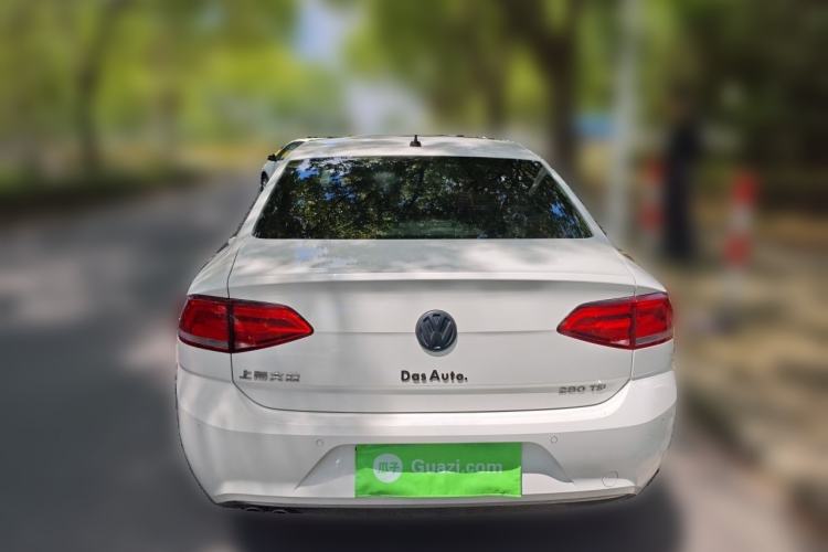 Used Volkswagen Lamando 2015 280TSI Manual Comfort Edition Rear