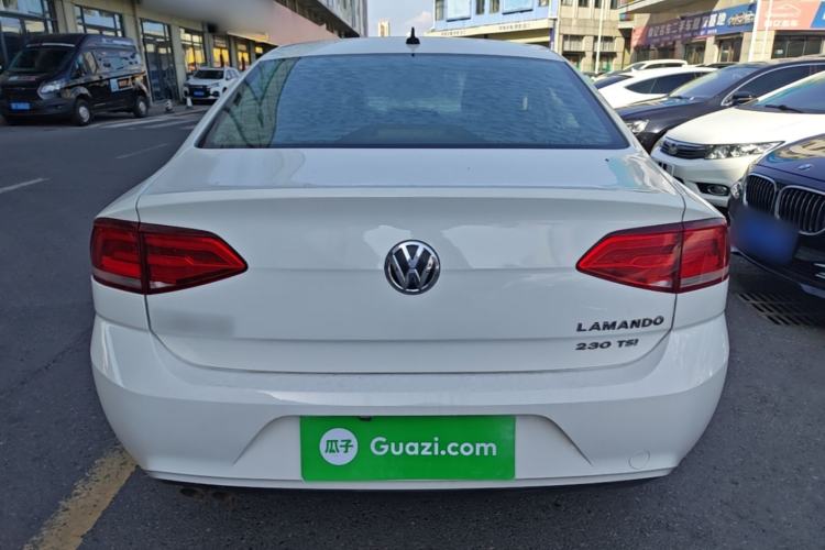 Used Volkswagen Lamando 2015 230TSI DSG Fashion Edition Rear