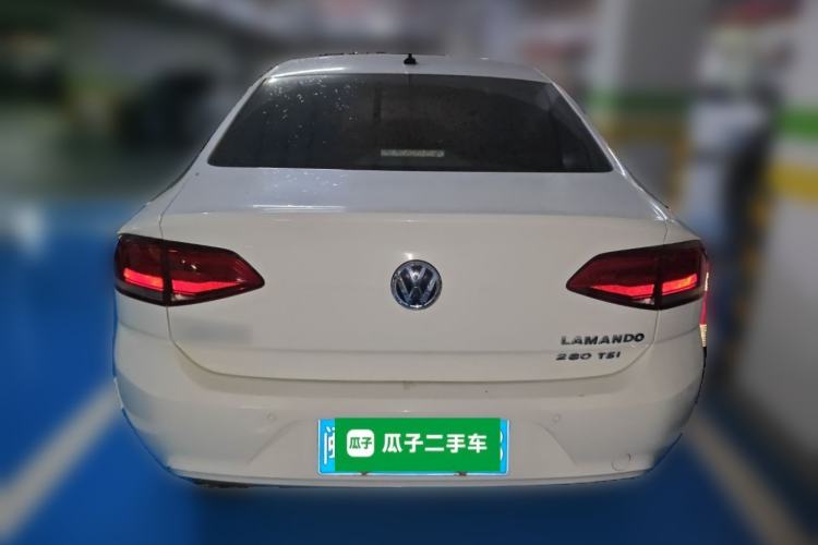 Used Volkswagen Lamando 2015 280TSI DSG Comfort Edition Rear