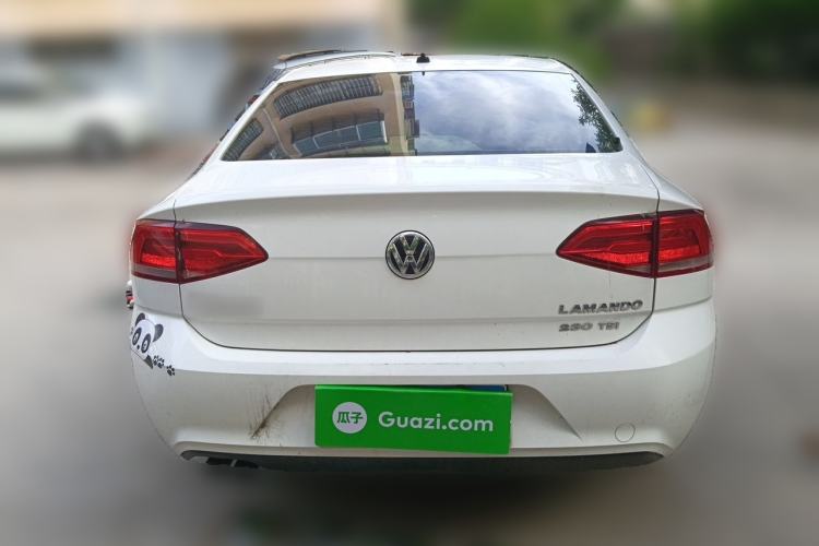 Used Volkswagen Lamando 2015 230TSI DSG Fashion Edition Rear