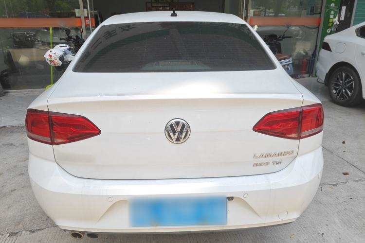 Used Volkswagen Lamando 2015 230TSI DSG Fashion Edition Rear