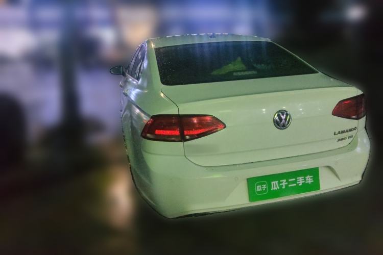 Used Volkswagen Lamando 2015 280TSI DSG Comfort Edition Rear Left 45 Deg