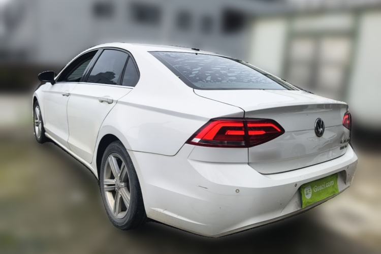 Used Volkswagen Lamando 2015 280TSI DSG Comfort Edition Rear Left 45 Deg