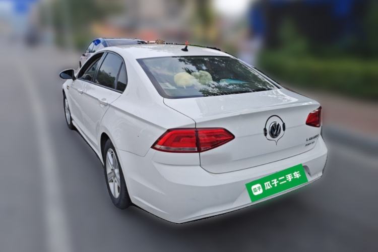 Used Volkswagen Lamando 2015 230TSI DSG Fashion Edition Rear Left 45 Deg