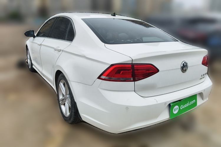 Used Volkswagen Lamando 2015 280TSI DSG Comfort Edition Rear Left 45 Deg