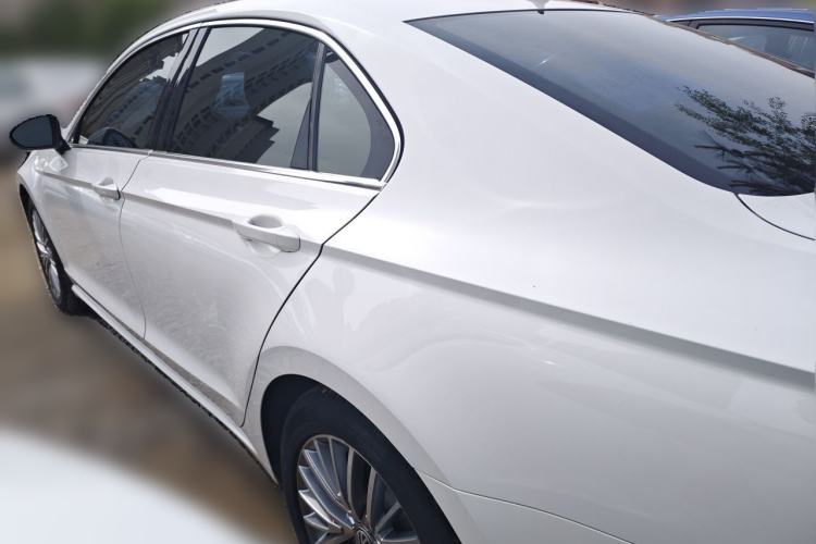Used Volkswagen Lamando 2015 330TSI DSG Luxury Edition Rear Left 45 Deg