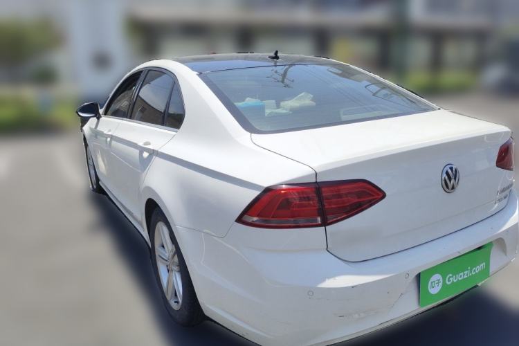 Used Volkswagen Lamando 2015 280TSI DSG Comfort Edition Rear Left 45 Deg