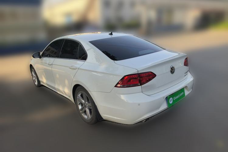 Used Volkswagen Lamando 2015 280TSI DSG Comfort Edition Rear Left 45 Deg