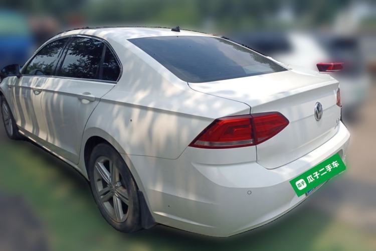 Used Volkswagen Lamando 2015 280TSI DSG Comfort Edition Rear Left 45 Deg