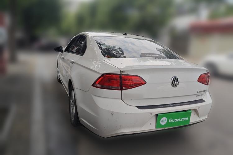 Used Volkswagen Lamando 2015 230TSI DSG Fashion Edition Rear Left 45 Deg