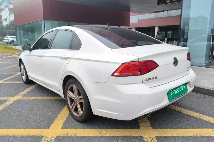 Used Volkswagen Lamando 2015 280TSI DSG Comfort Edition Rear Left 45 Deg