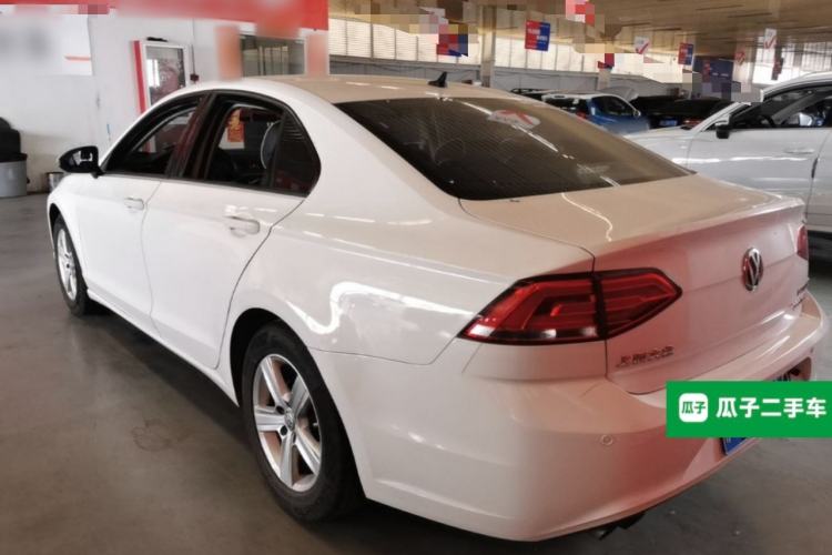 Used Volkswagen Lamando 2015 230TSI DSG Fashion Edition Rear Left 45 Deg
