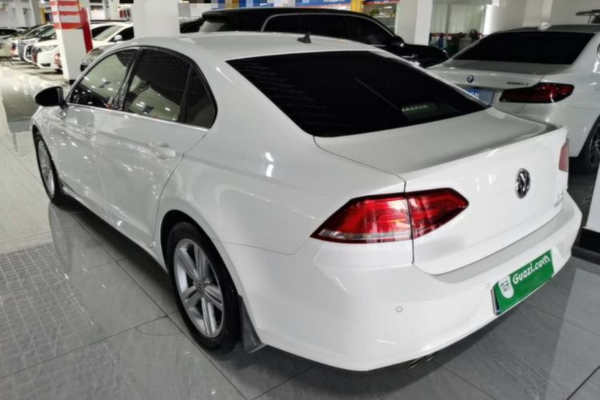 Used Volkswagen Lamando 2015 280TSI DSG Comfort Edition Rear Left 45 Deg