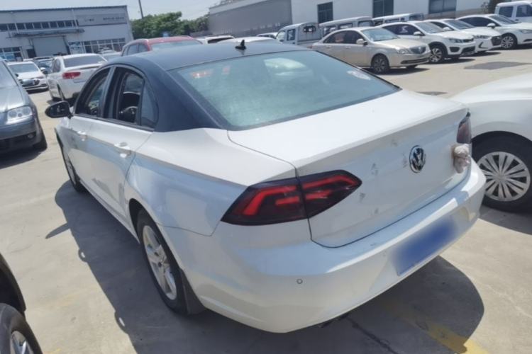Used Volkswagen Lamando 2015 230TSI DSG Fashion Edition Rear Left 45 Deg