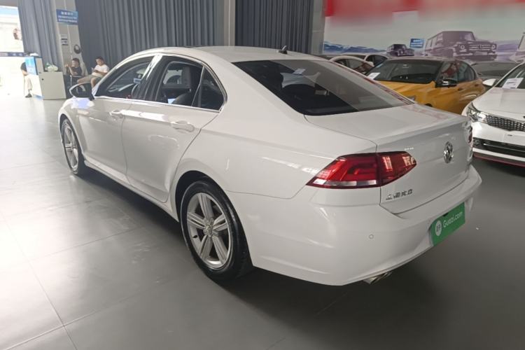 Used Volkswagen Lamando 2015 280TSI DSG Comfort Edition Rear Left 45 Deg