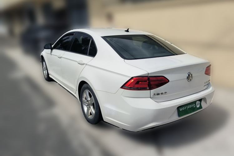 Used Volkswagen Lamando 2015 230TSI DSG Fashion Edition Rear Left 45 Deg