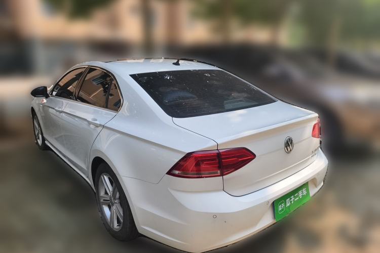 Used Volkswagen Lamando 2015 280TSI DSG Comfort Edition Rear Left 45 Deg