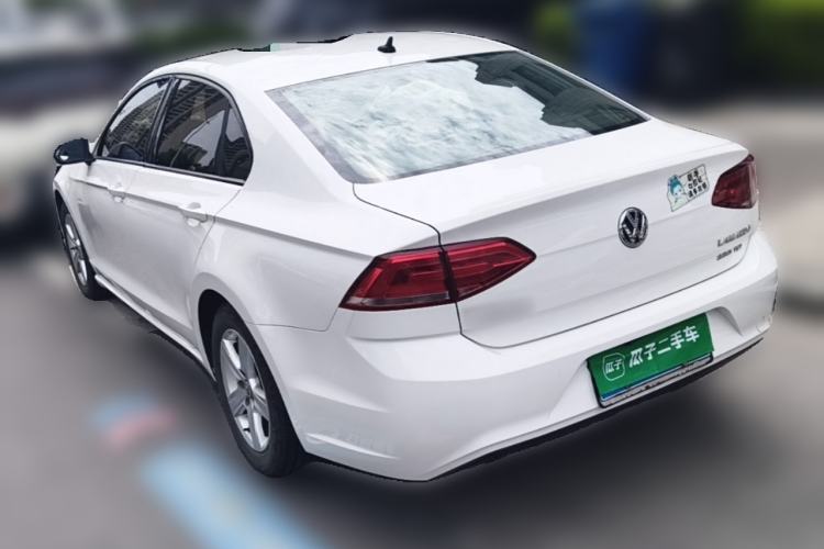 Used Volkswagen Lamando 2015 230TSI DSG Fashion Edition Rear Left 45 Deg