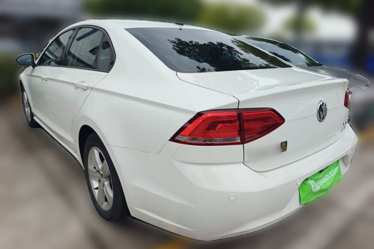 Used Volkswagen Lamando 2015 230TSI DSG Fashion Edition Rear Left 45 Deg