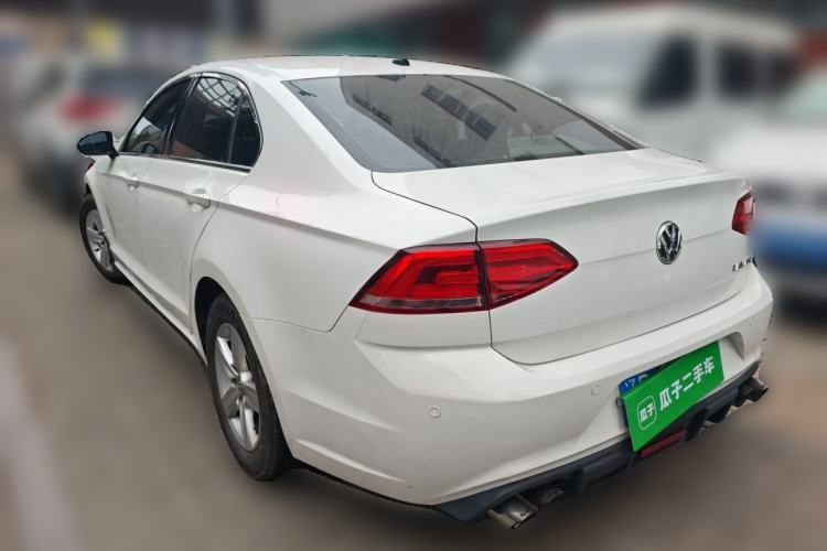 Used Volkswagen Lamando 2015 230TSI Manual Trend Edition Rear Left 45 Deg