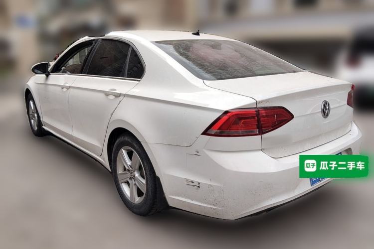 Used Volkswagen Lamando 2015 230TSI DSG Fashion Edition Rear Left 45 Deg