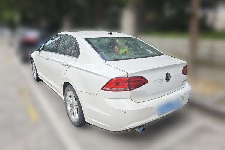 Used Volkswagen Lamando 2015 280TSI DSG Comfort Edition Rear Left 45 Deg