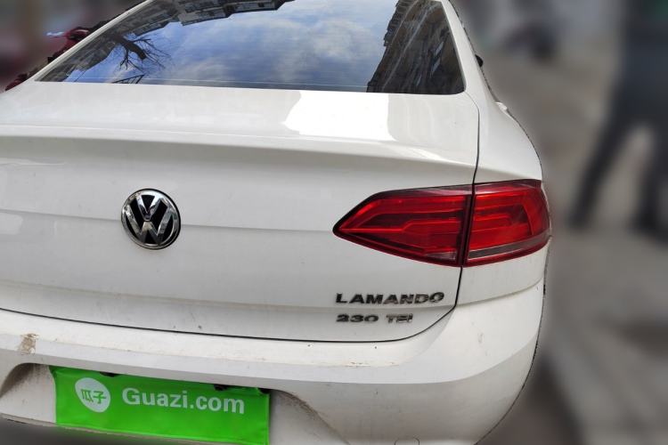 Used Volkswagen Lamando 2015 230TSI Manual Trend Edition Rear