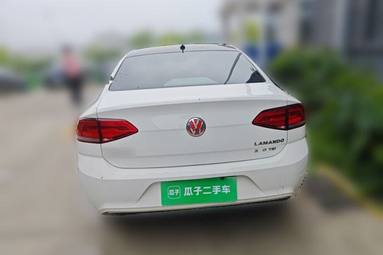Used Volkswagen Lamando 2015 230TSI Manual Trend Edition Rear